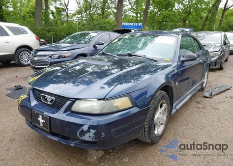 2002 Ford Mustang z USA, uszkodzony, nr VIN 1FAFP404X2F230098